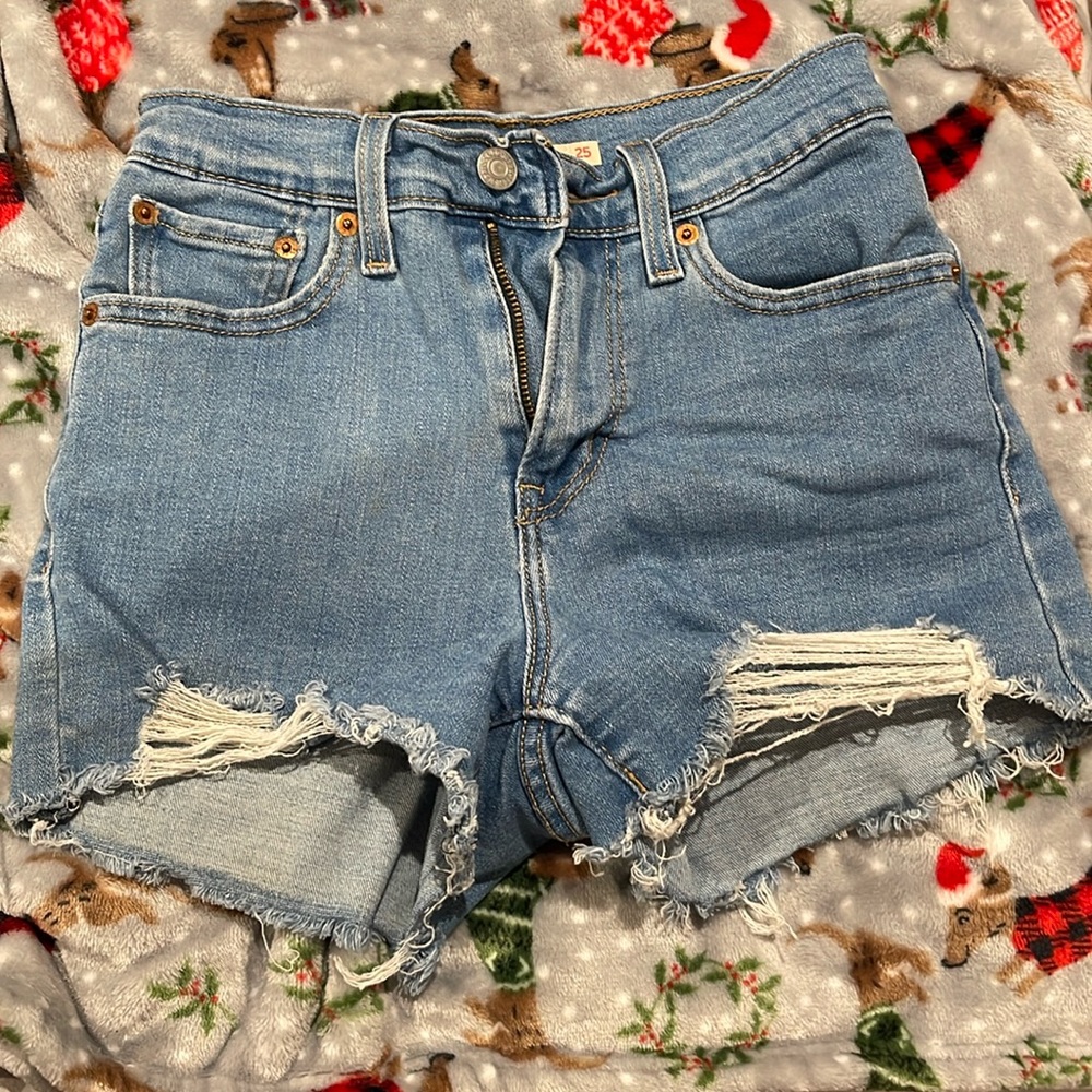 Levi’s High Rise shorts